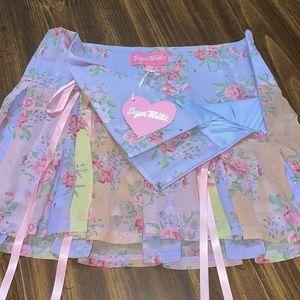 Sugar Thrillz
Garden Fantasy Lace Up Mini Skirt NWT size: Small